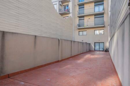 Bright And Modern Duplex With Terrace In Eixample District P2 Apartman Barcelona Kültér fotó